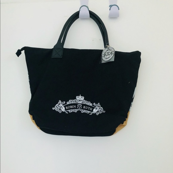 4 handbags for the price of one! - Picture 4 of 6